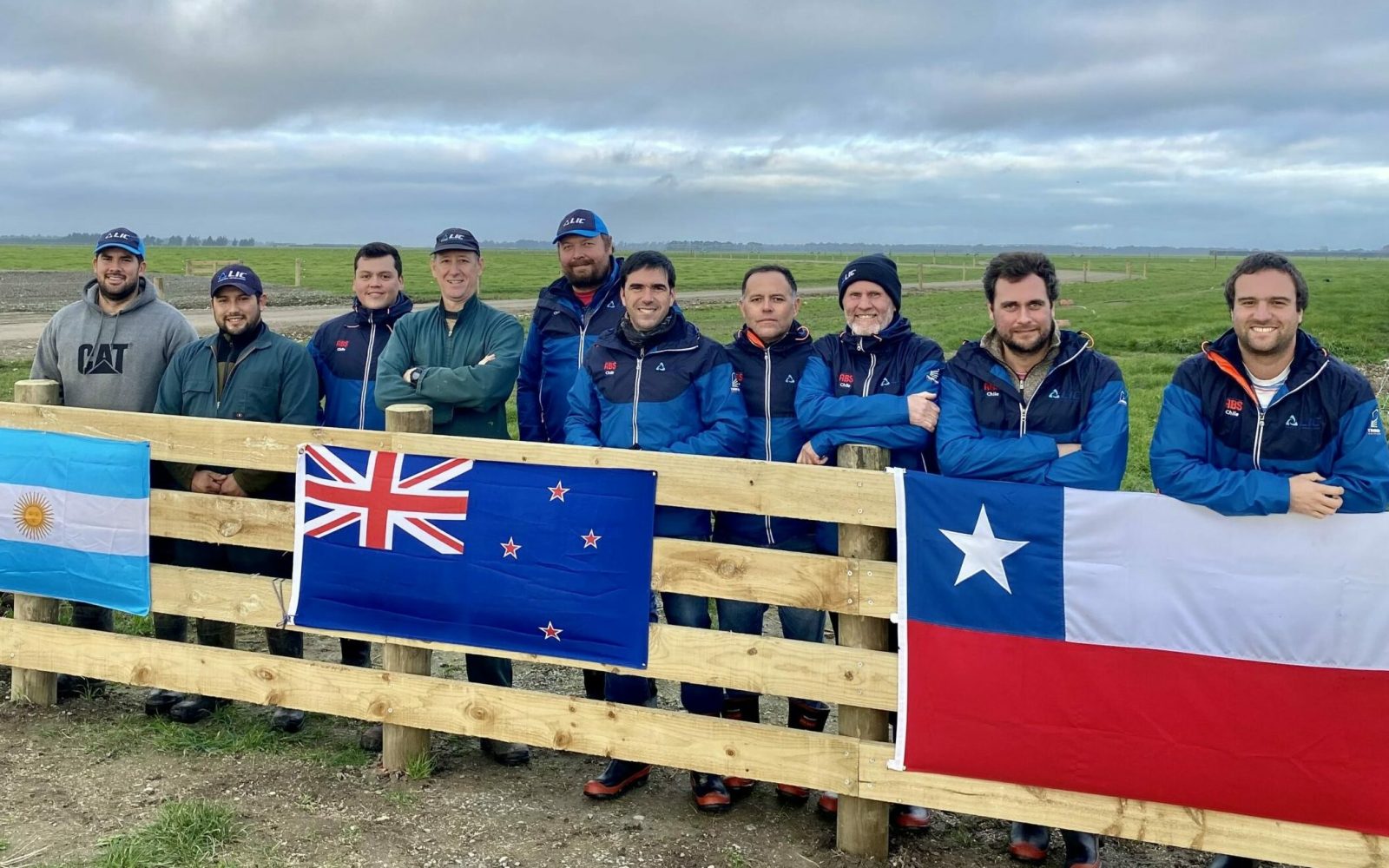 Photo Chilean dairy farmers visiting a New Zealand farm.
